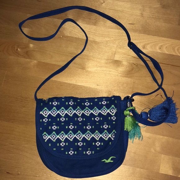 Hollister Crossbody Purse - Picture 2 of 4